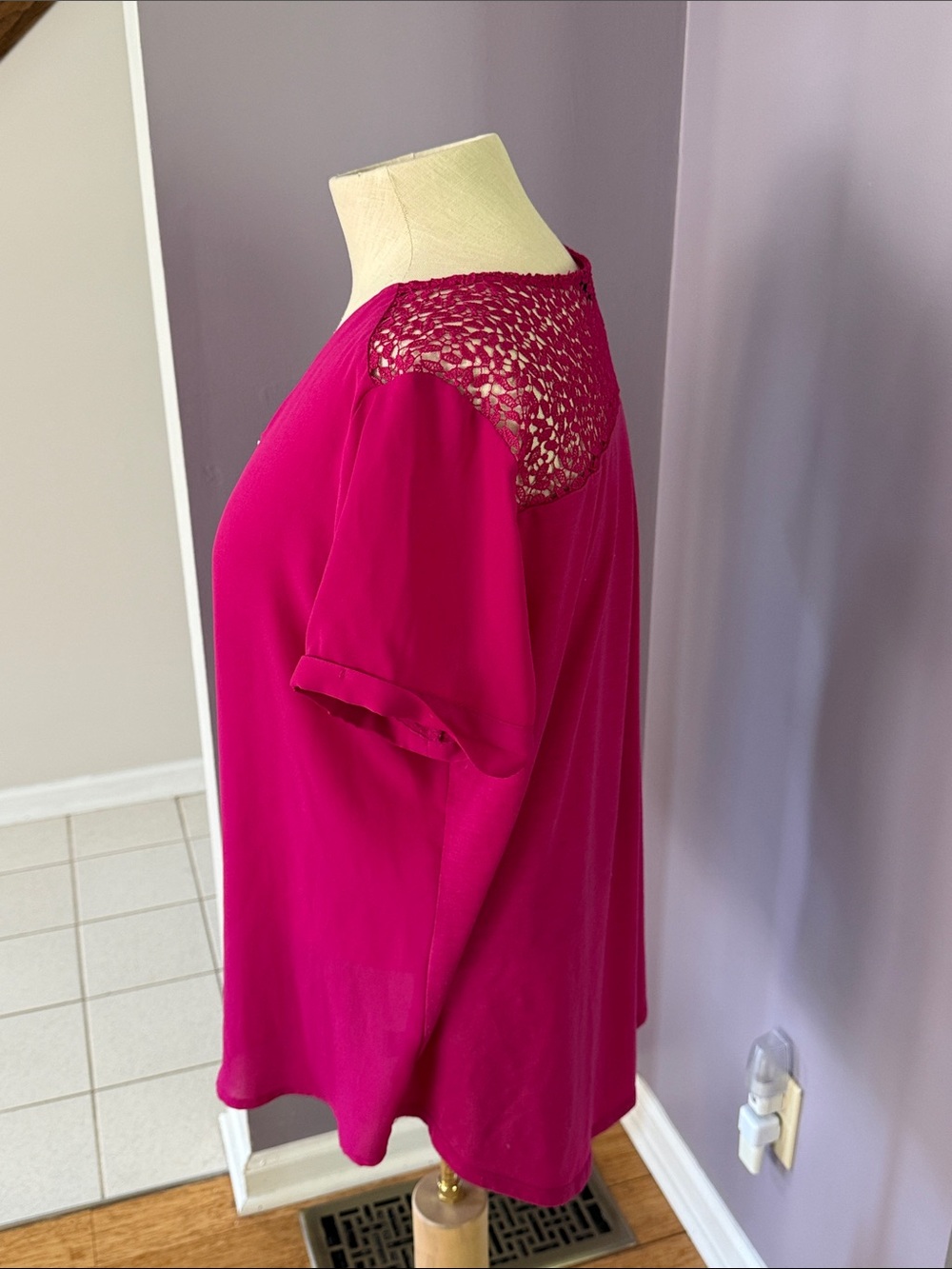 Apt. 9 Fuchsia Short Sleeve Zip V-Neck Blouse - Picture 2 of 5